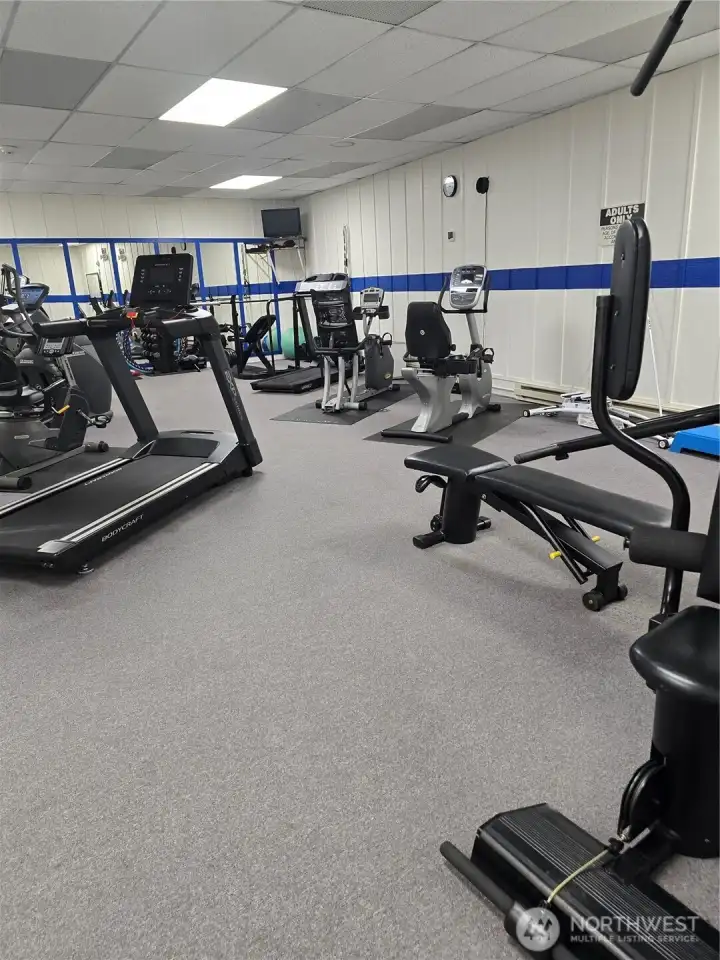 community exercise room