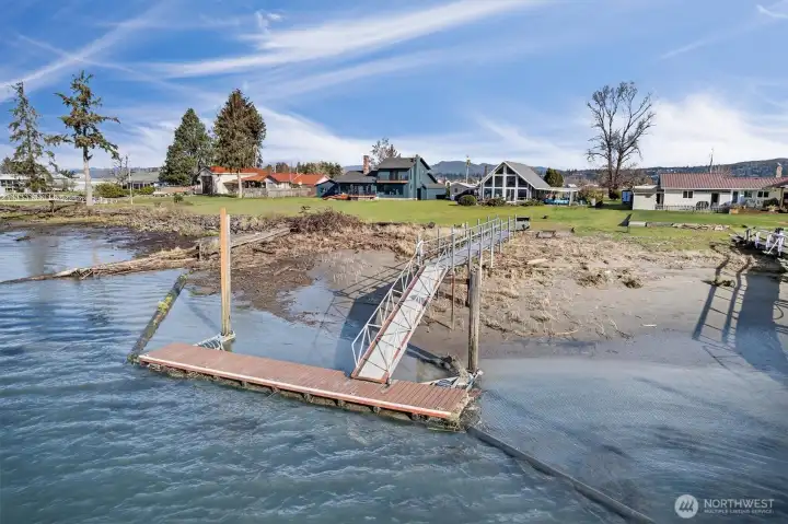 45 Foot dock for yearround boating.