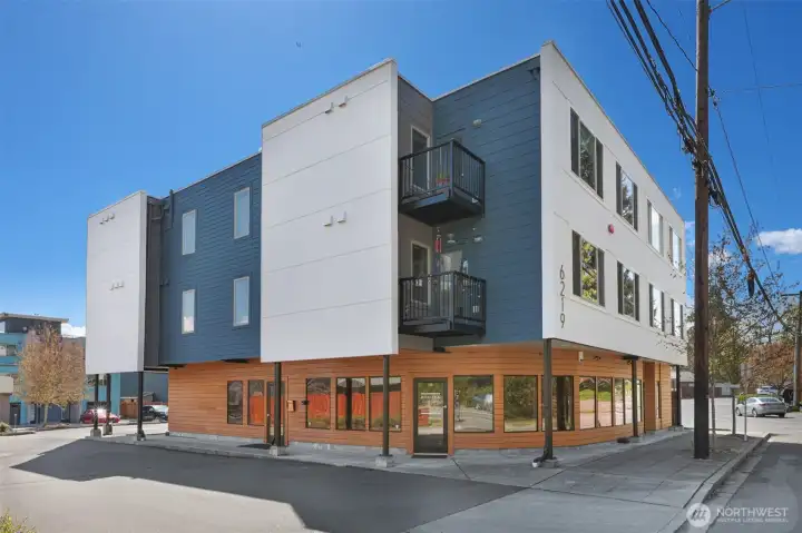 This well-run, tight knit HOA is small but mighty with great reserves and a recently repainted exterior.