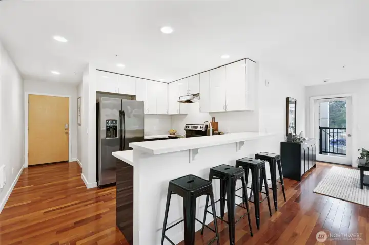 Bar seats are great for leisurely weekend coffee or breakfast on the go during busy weekdays.