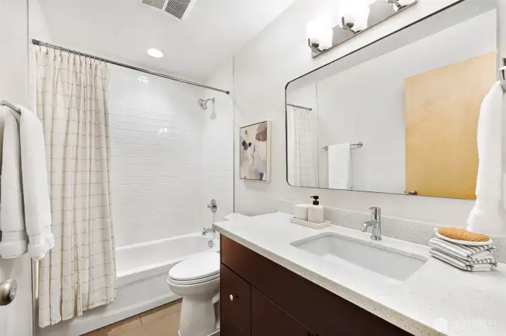 Rare for a condo to have two FULL bathrooms!