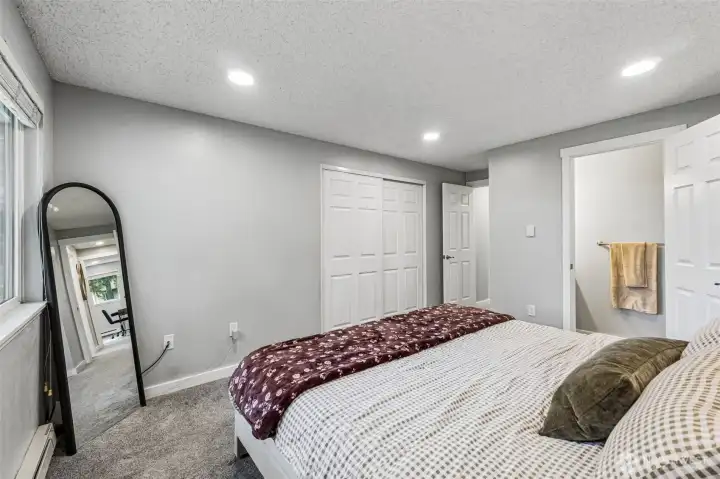 Relax, sleep well on this top floor end unit in the back of the complex