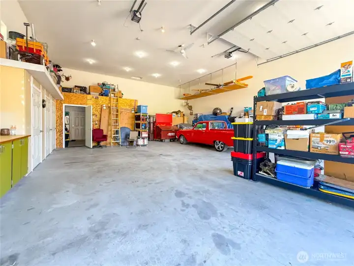 Shop Bay 1