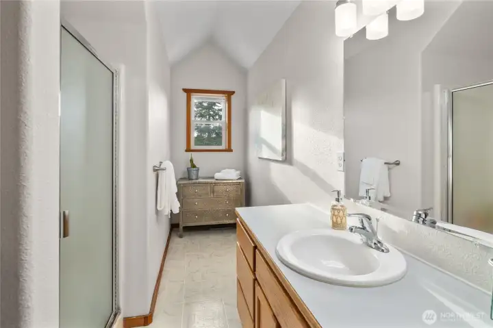 Upstairs guest bathroom.