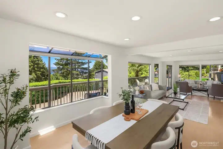 Gather round the table while remaining connected to the remaining spaces beyond. The result is a floorplan that encourages conversation, connection and effortless everyday living - all bathed in natural light.