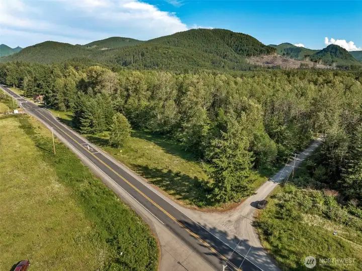 13 Acres level land ready for your inspiration!