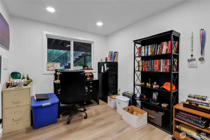 Bedroom or office Bedroom or office