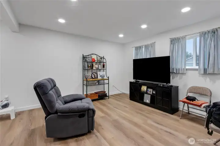 Bonus room downstairs Bonus room downstairs