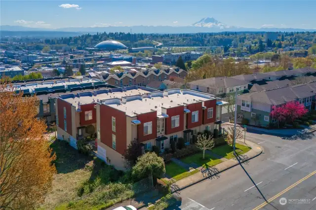 23rd Street Townhomes is located in the desirable area of New Tacoma.