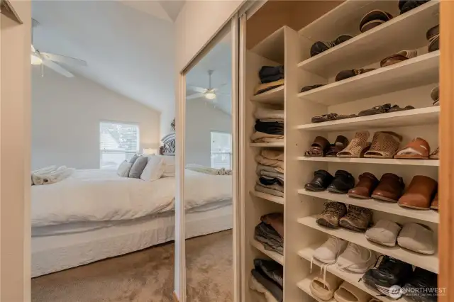 Custom Closet Organizer
