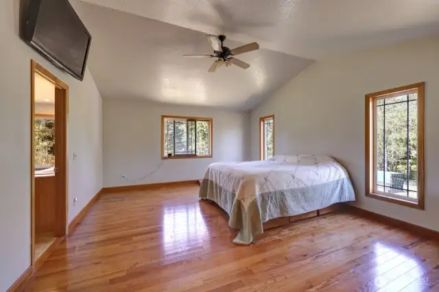 Primary bedroom