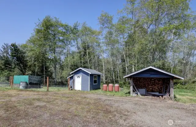 Chicken coop & outbuilding