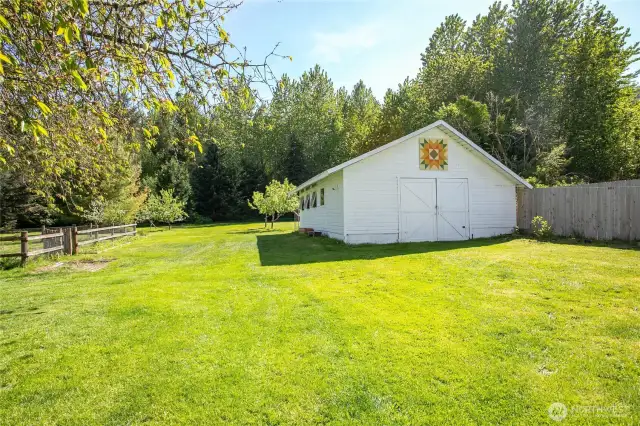 Second outbuilding with chicken coop.