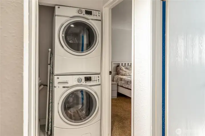 Hallway Washer & Dryer