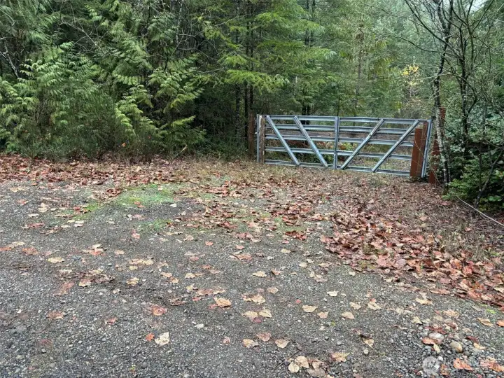 Gate to driveway.