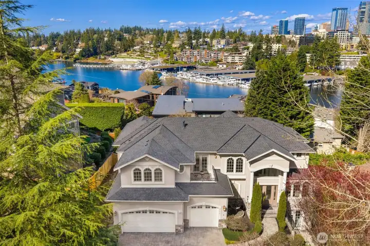 Meydenbauer — Bellevue’s most coveted address — combines stunning lake views, effortless walkability, and sophisticated living in one unbeatable package.