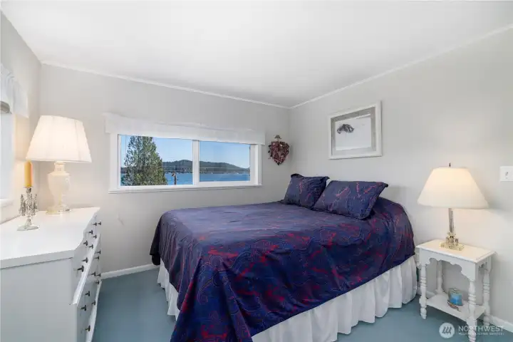 Main floor bedrom