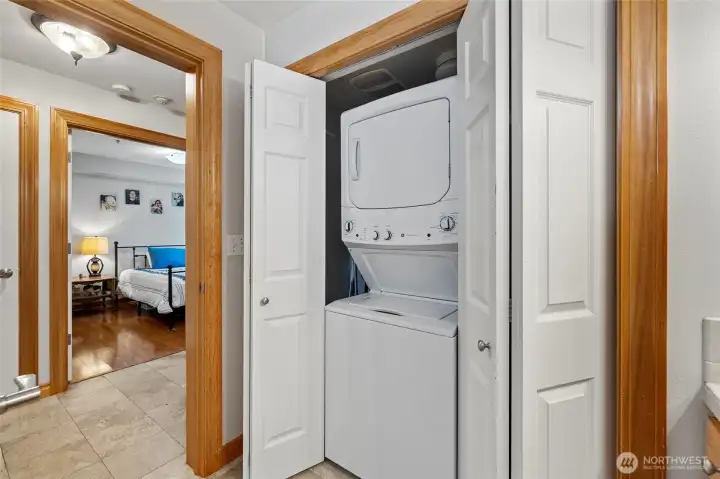 Stacked Washer & Dryer