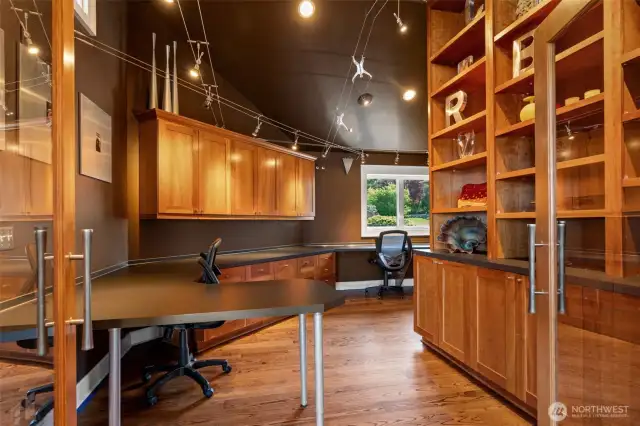Main Floor Office/Den