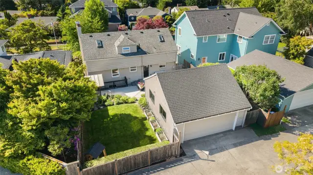 Some looks from above showing the privacy and grounds.