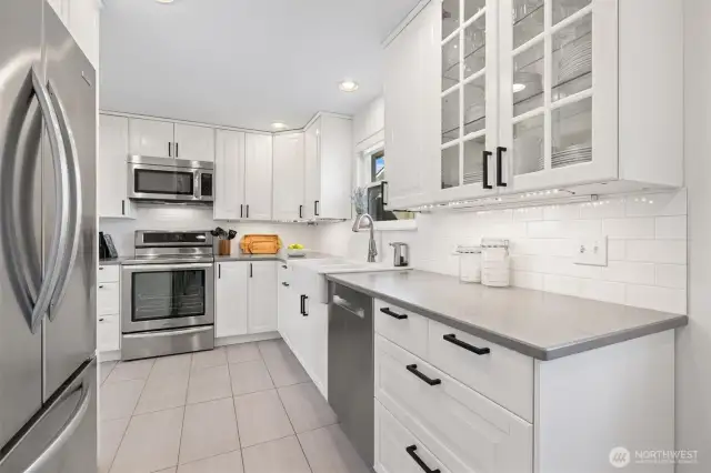With under-cabinet lighting.