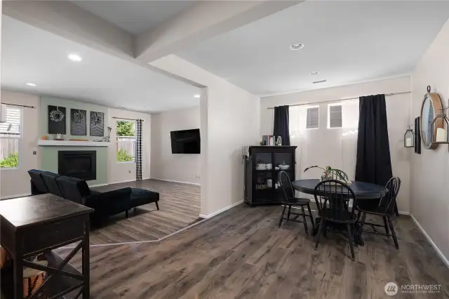 Intimate dining space with just the right amount of openness for large gatherings.