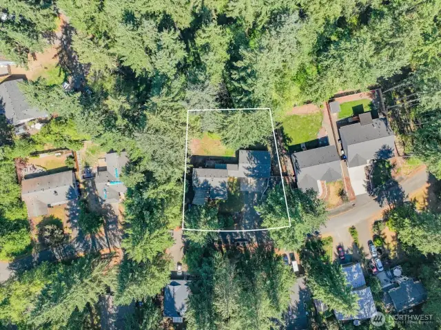 Boundary lines are approximate. Buyer to verify to their own satisfaction.