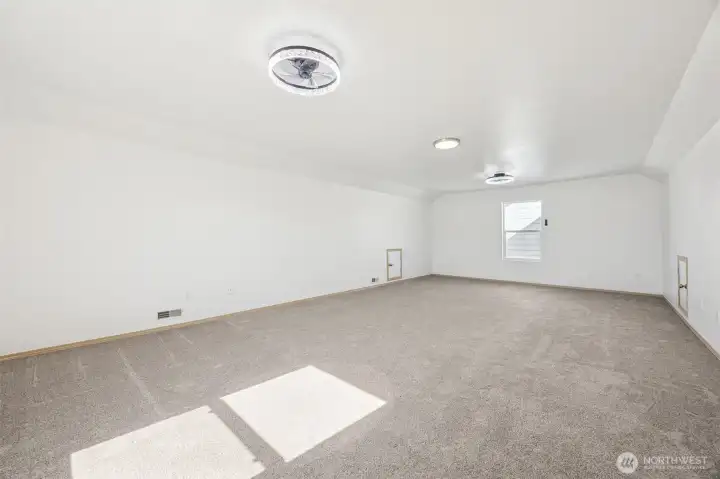 Top floor Bonus room