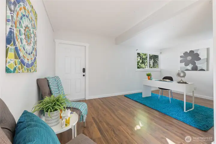 Work from home or use as guest space.
