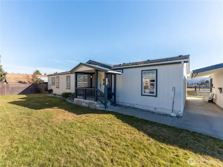 Welcoming curb appeal with mountain views in desirable Meadow Ridge neighborhood