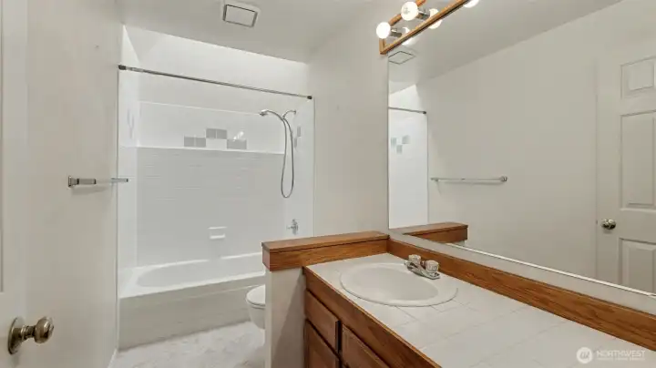 5 piece guest bathroom