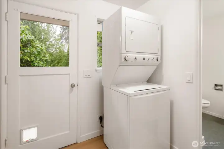 West home - 22511:  Multi functional laundry room,