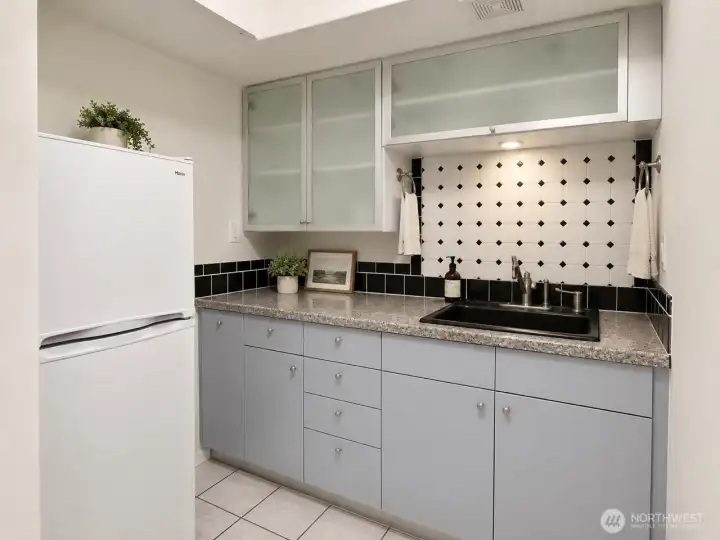 2nd kitchen in the basement