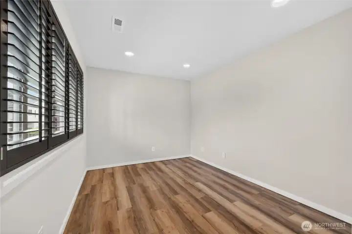 Perfect room for work, study, or hobbies.