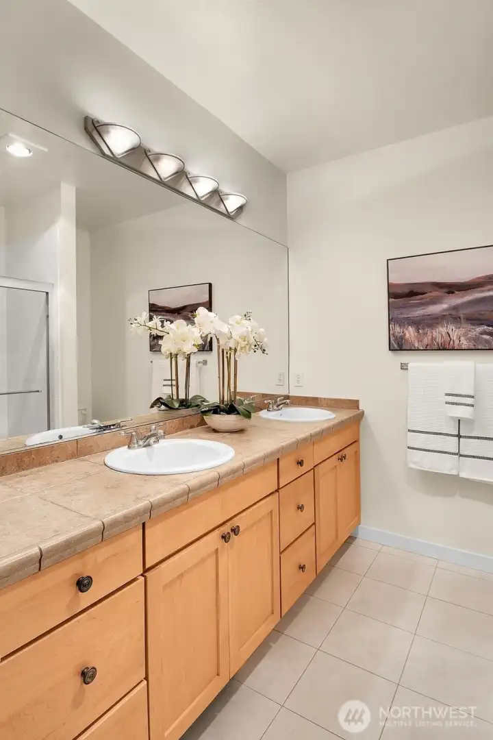 Primary suite offers a 3/4 bathroom. Primary suite offers a 3/4 bathroom.