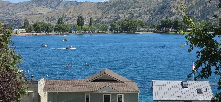 Enjoy all of the activities on the lake from your future home, including hydroplane races and the 2nd largest 4th of July fireworks show in Washington State!