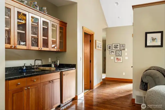 Great room wet bar and wine fridge