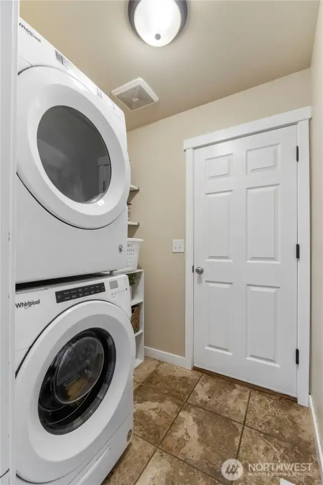 Utility/mud room right by garage entrance