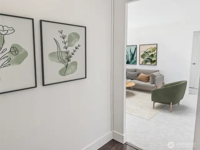 Foyer entrance into the unit