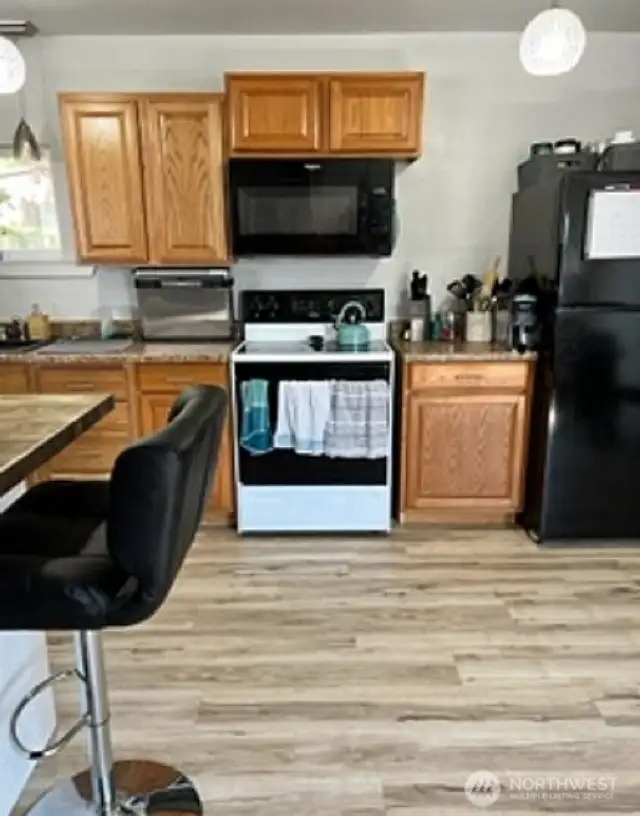 1135A Kitchen from Previous Tenant