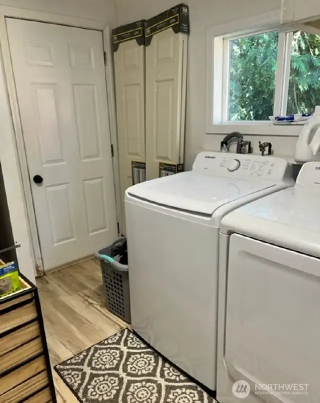 1135A Laundry Room