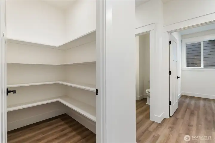 Walk-in closet