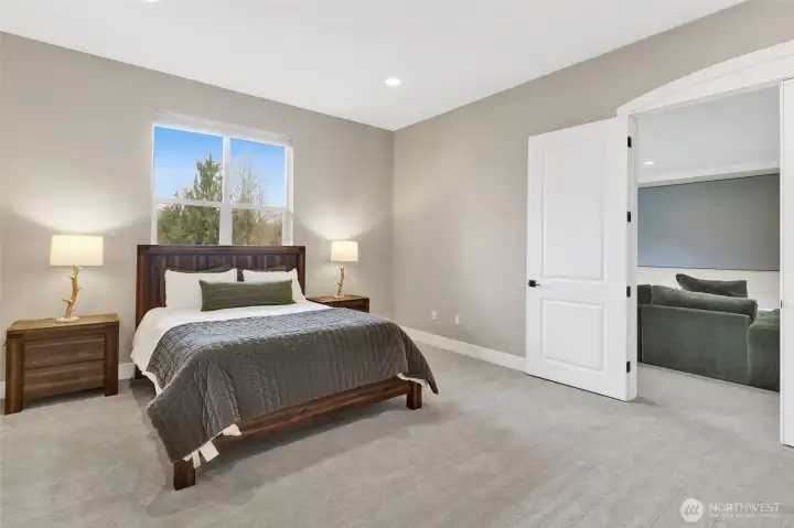 Lower level bedroom (secondary bedroom #4)