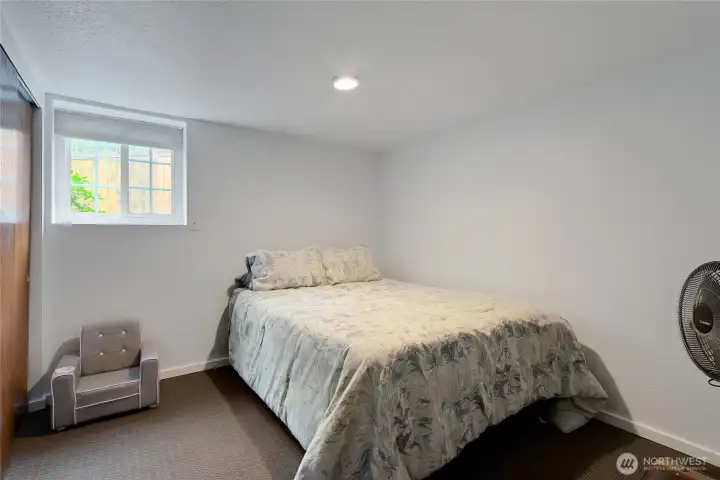 Nice secondary bedroom down stairs