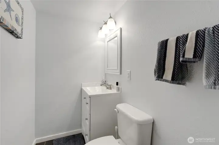 Lovely half bath downstairs