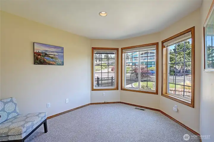 Main Floor Den or Office, w/ High-Speed Broadband & New Fiber Internet~