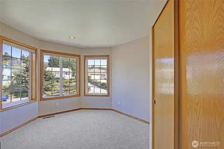 Yet Another Room w/ Closet (3 Bed Great Septic System)~