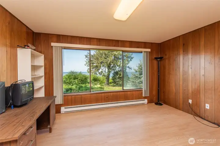 family room/den