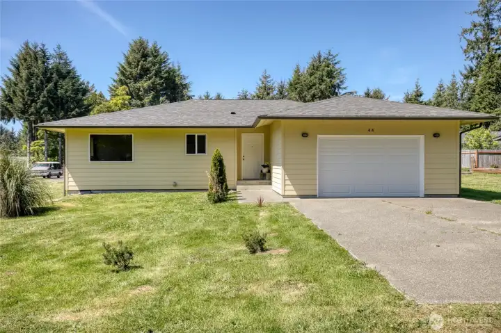 44 Hale Ave