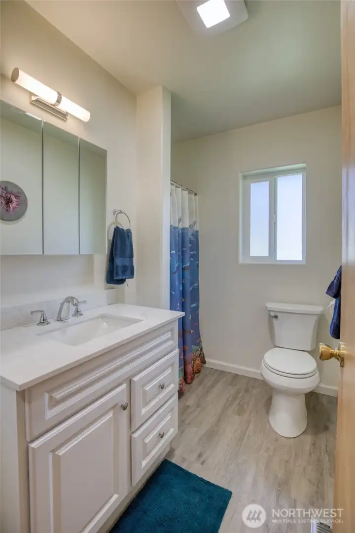 Full size bathroom